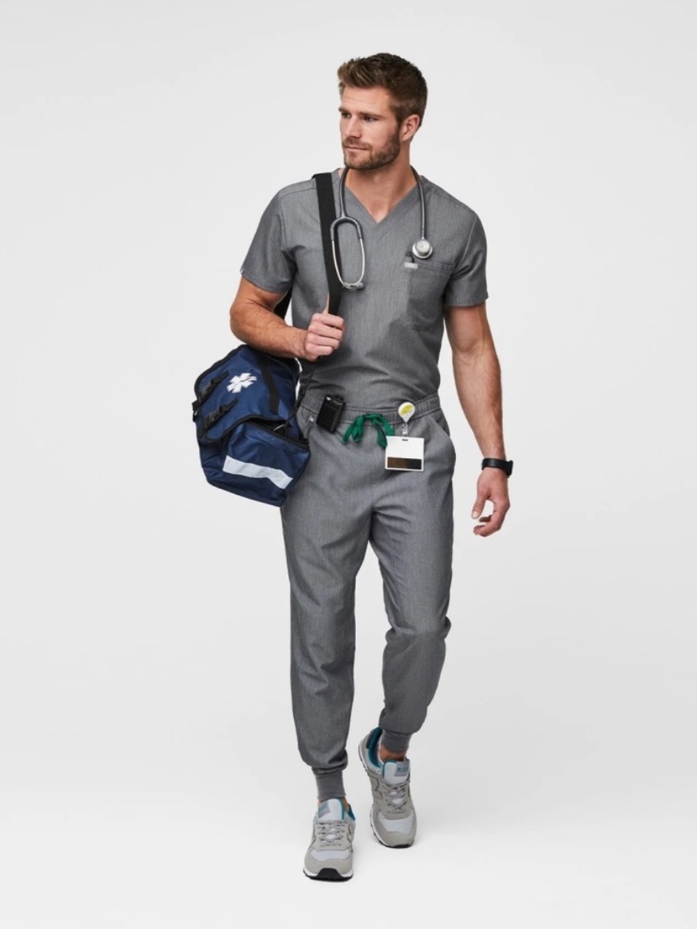 FIGS Men's Gray Scrub Set